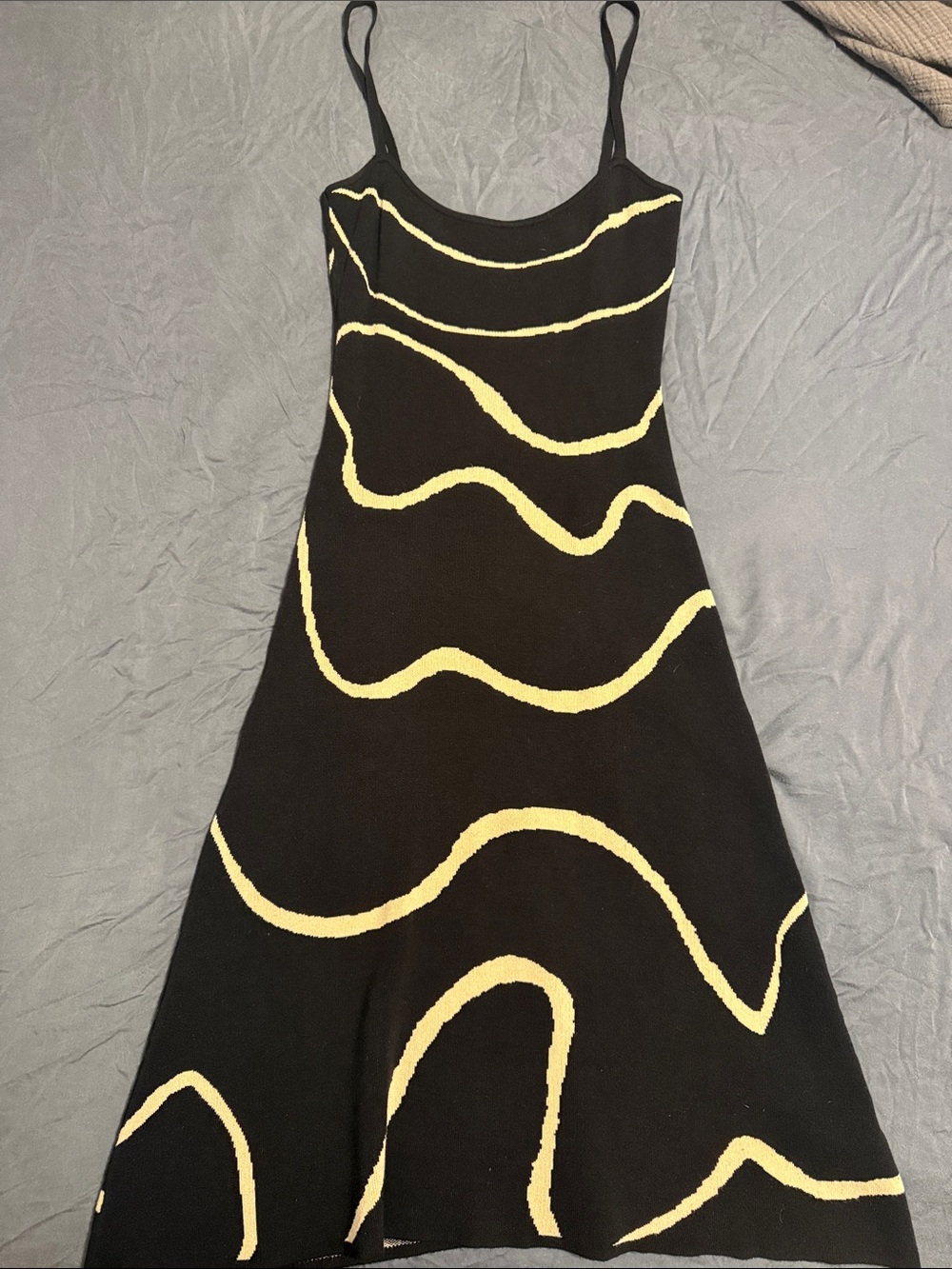 Black & Cream Wave-Print Slip Dress